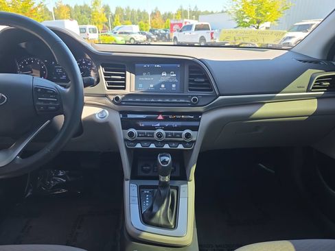 Used 2020 Hyundai Elantra Value Edition FWD image 24