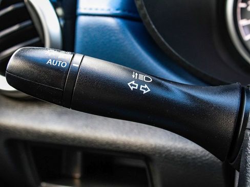 Used 2025 Nissan Versa SV image 25