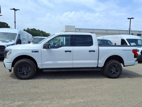 New 2025 Ford F150 Lightning XLT image 20