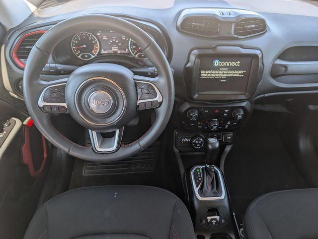 Used 2023 Jeep Renegade Trailhawk AWD/4WD image 19
