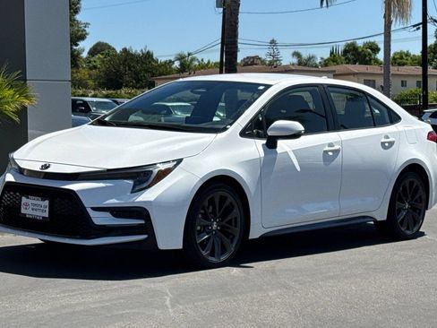Certified 2024 Toyota Corolla SE FWD image 9