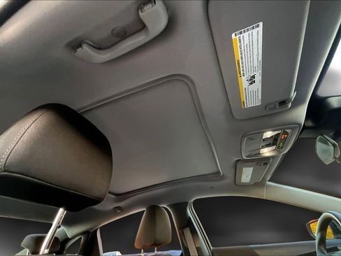 Used 2024 Chevrolet Malibu LT image 25