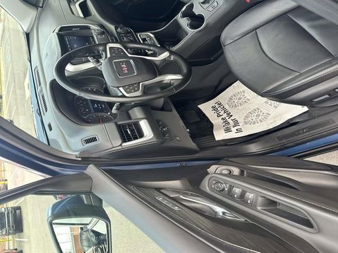 Used 2024 GMC Terrain SLT w/ LPO, Floor Liner Package image 14