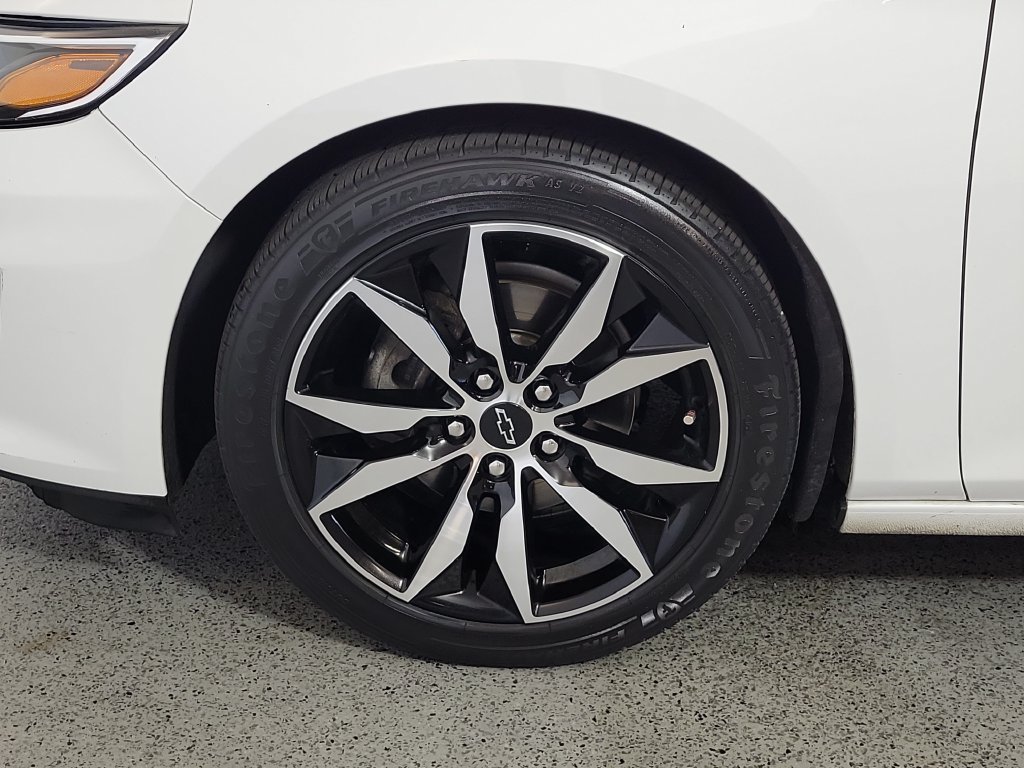 Used 2021 Chevrolet Malibu RS FWD image 9