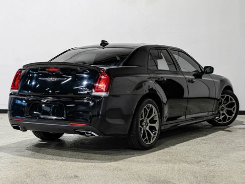 Used 2015 Chrysler 300 S w/ 300S Premium Group RWD image 6