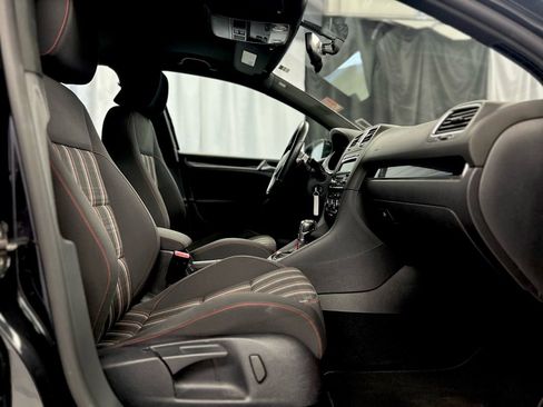 Used 2012 Volkswagen Golf 4-Door image 21