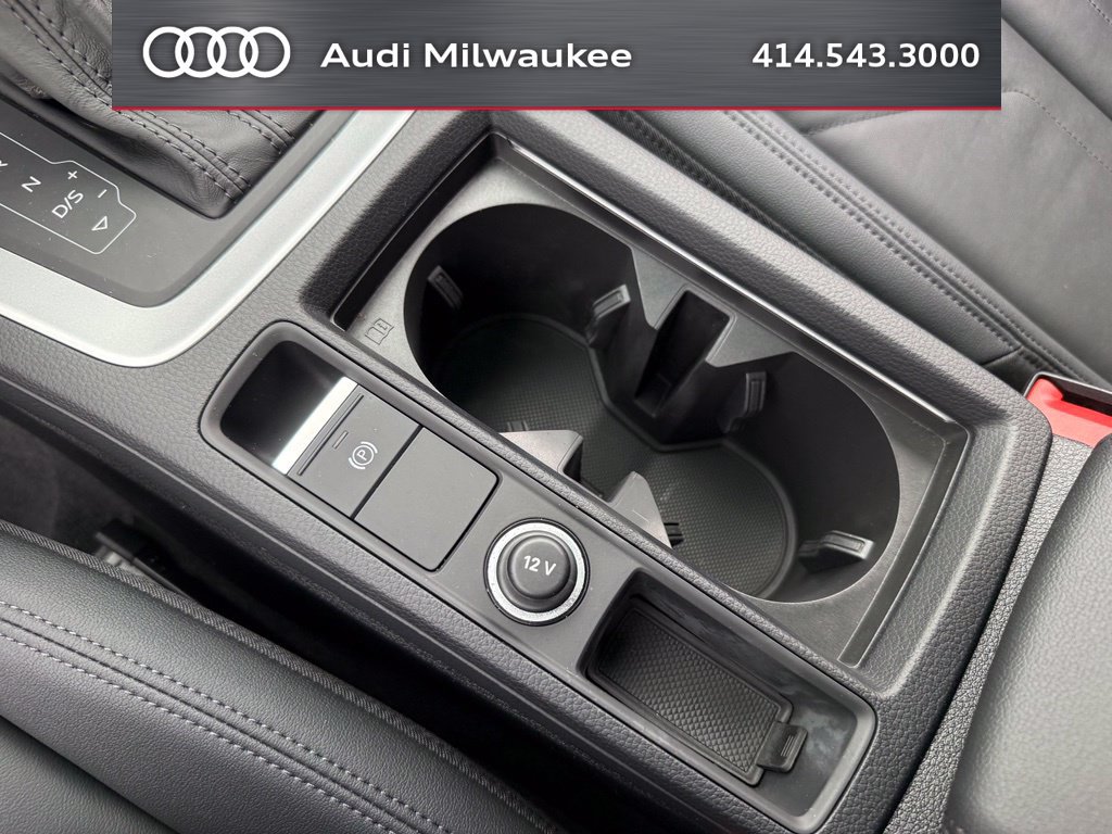 Used 2024 Audi Q3 2.0T Premium Plus AWD/4WD image 29