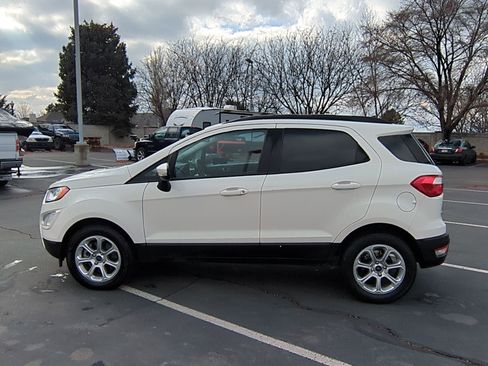 Used 2021 Ford EcoSport SE image 9