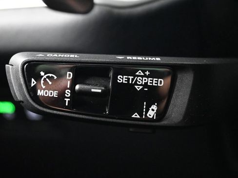 Used 2026 Porsche Cayenne S AWD/4WD image 25
