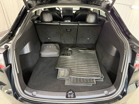 Used 2021 Tesla Model Y Long Range AWD/4WD image 9