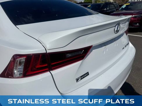 Used 2016 Lexus IS 300 AWD image 17