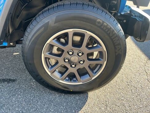 Used 2021 Jeep Wrangler Unlimited Sport image 26