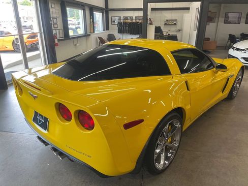 Used 2011 Chevrolet Corvette Grand Sport w/ Preferred Equipment Group RWD image 15