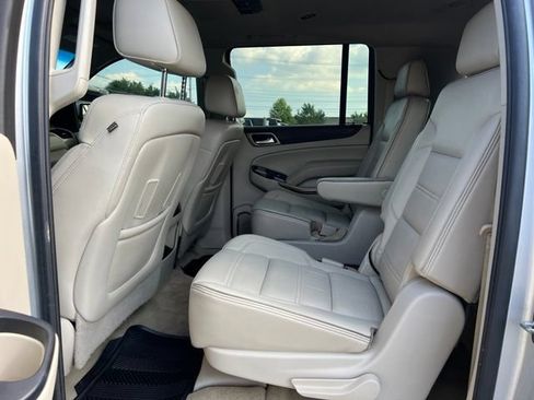 Used 2016 GMC Yukon XL Denali w/ Open Road Package RWD image 16