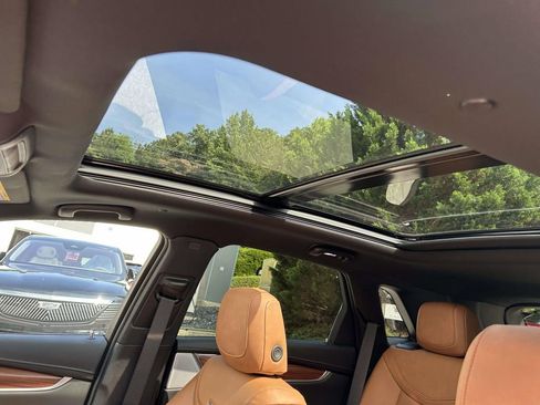 New 2026 Cadillac XT5 Premium Luxury FWD image 19