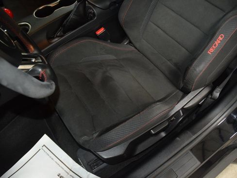 Used 2017 Ford Mustang Shelby GT350R w/ GT350R Equipment Group 920A image 42