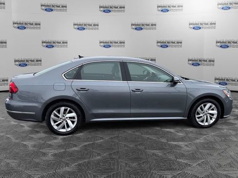 Used 2018 Volkswagen Passat 2.0T SE image 6