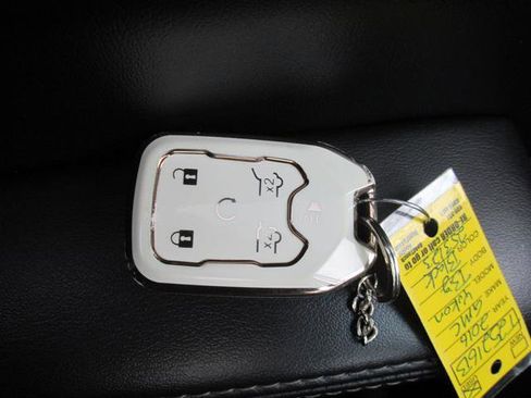 Used 2016 GMC Yukon SLT w/ Open Road Package image 20