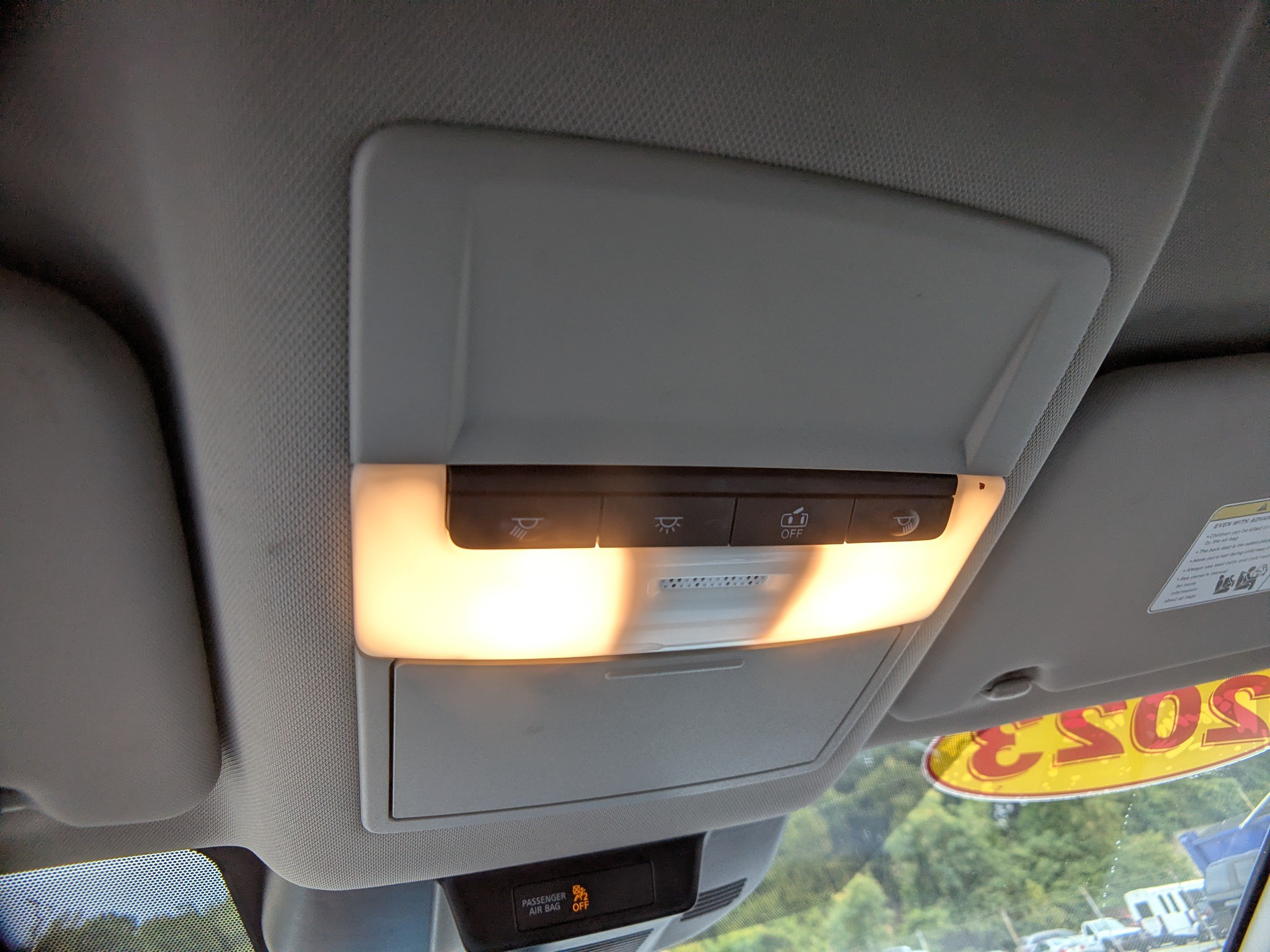 Used 2023 Nissan Rogue S FWD image 18