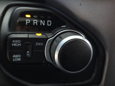 Used 2024 RAM 2500 Big Horn w/ Bed Utility Group image 26