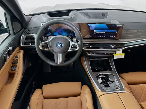 New 2026 BMW X5 xDrive50e w/ M Sport Package image 19