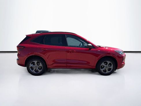 Used 2024 Ford Escape ST-Line w/ Tech Pack #1 AWD/4WD image 4