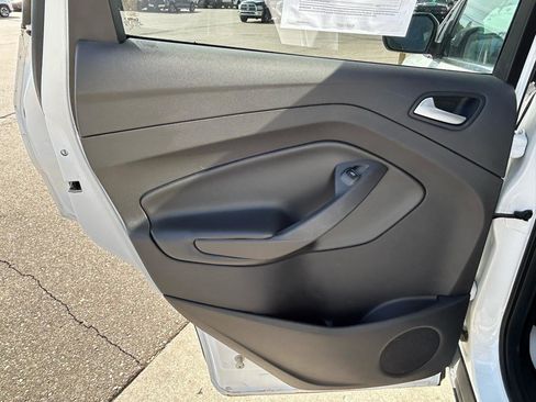 Used 2017 Ford Escape SE FWD image 13