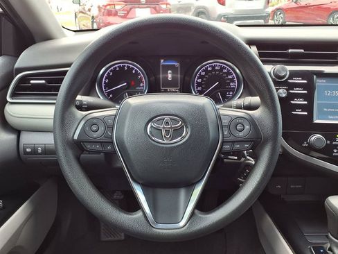 Used 2020 Toyota Camry LE FWD image 28