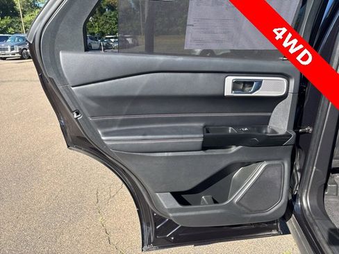 Used 2022 Ford Explorer ST w/ Equipment Group 401A image 10