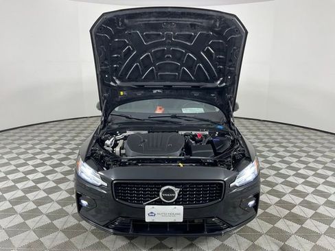 Used 2024 Volvo S60 B5 Core FWD image 16