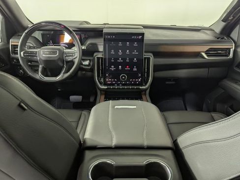 Used 2025 GMC Yukon Denali w/ Denali Reserve Package AWD/4WD image 20