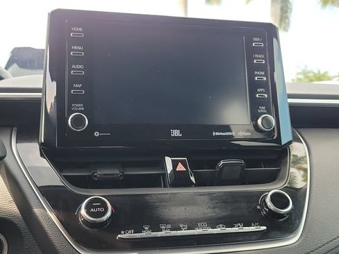 Used 2022 Toyota Corolla Cross LE w/ Moonroof Package FWD image 22