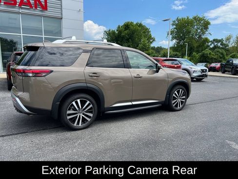 Certified 2024 Nissan Pathfinder Platinum w/ Lighting Package (N93) AWD/4WD image 20