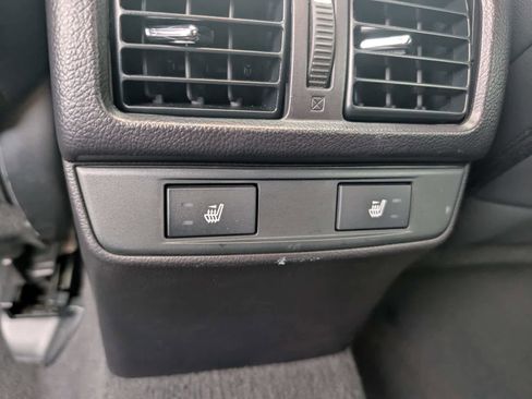 Used 2016 Subaru Outback 2.5i Limited image 14