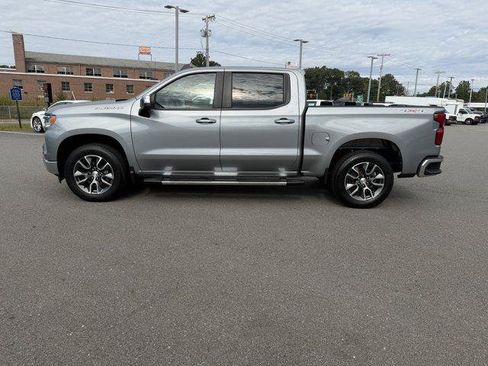 Used 2023 Chevrolet Silverado 1500 LT AWD/4WD image 10