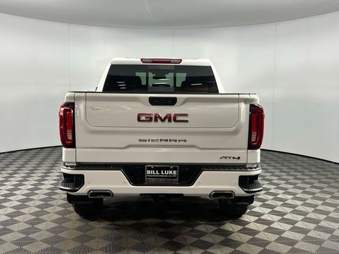 Used 2025 GMC Sierra 1500 AT4 w/ AT4 Premium Package image 7