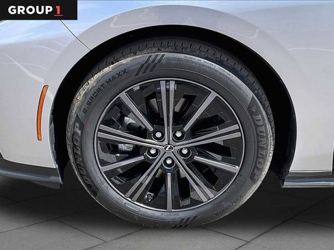 Used 2026 Lexus ES 350e w/ Convenience Package FWD image 9
