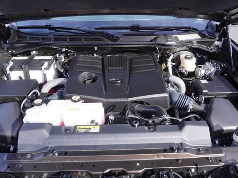 Used 2025 Toyota Tundra 1794 Edition image 7