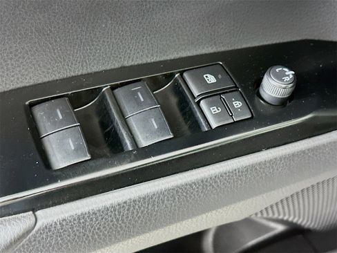 Certified 2025 Toyota Camry LE w/ Convenience Package image 18