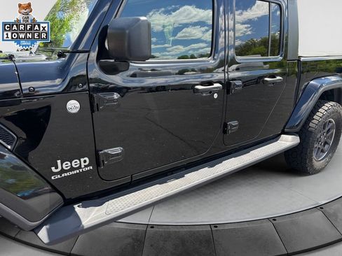 Used 2022 Jeep Gladiator Overland w/ Popular Equipment Package AWD/4WD image 31