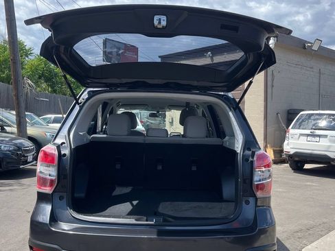 Used 2014 Subaru Forester 2.5i AWD/4WD image 20