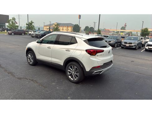 Used 2023 Buick Encore GX Essence w/ Experience Buick Package AWD/4WD image 7