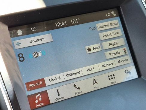 Used 2018 Ford Edge Titanium w/ Equipment Group 301A FWD image 12