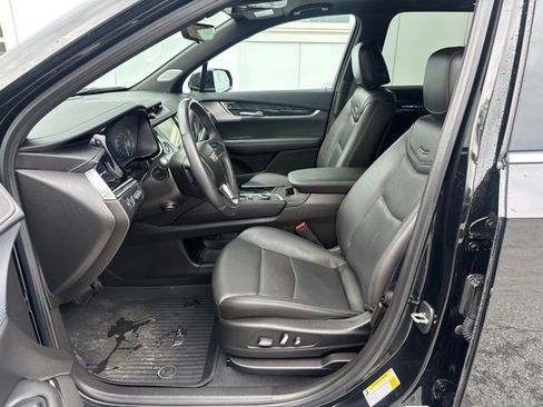 Certified 2023 Cadillac XT6 Premium Luxury w/ Technology Package AWD/4WD image 12