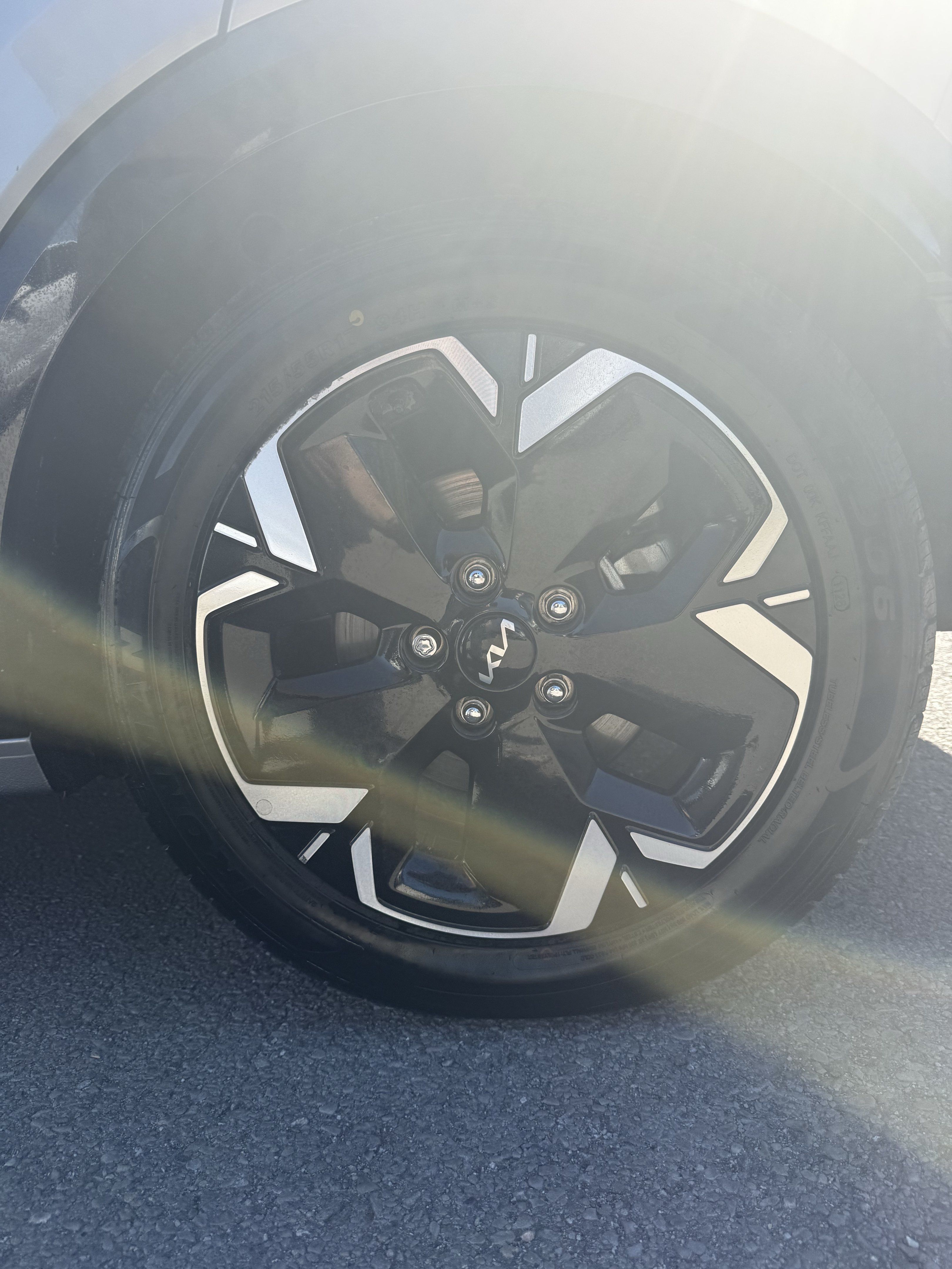 Used 2023 Kia Niro Wind FWD image 9
