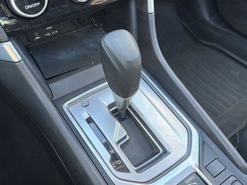 Used 2020 Subaru Forester Premium image 15