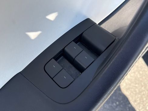 Used 2021 Tesla Model Y Performance AWD/4WD image 23