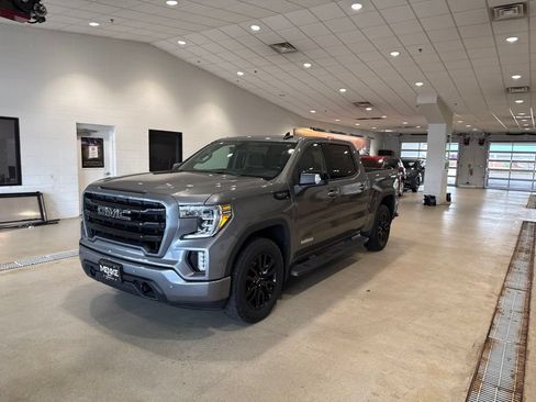 Used 2021 GMC Sierra 1500 Elevation w/ Preferred Package AWD/4WD image 3
