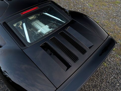 Used 2006 Ford GT RWD image 37