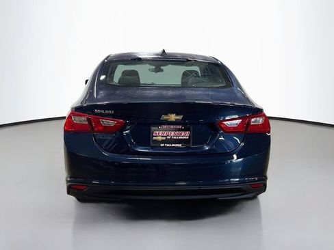 Used 2017 Chevrolet Malibu LS FWD image 7